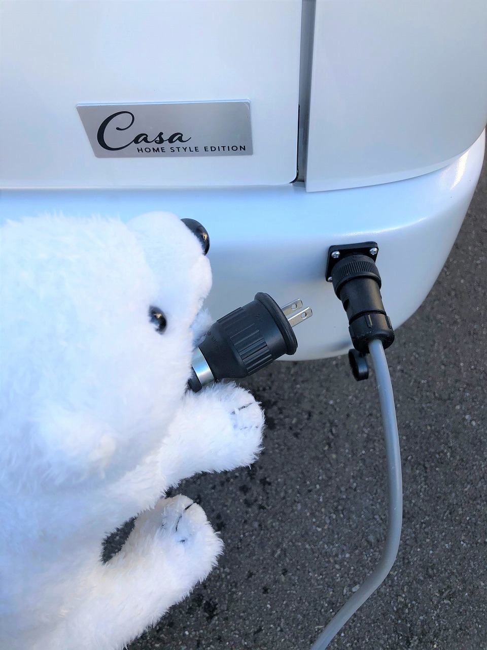 外部充電器　キャンピングカー　トイファクトリーバーデンから取り外し 2025年10月に取り外し 動作OK リチウムイオンバッテリーに交換したので取り外し トイファクトリー車製 バーデンに リチウムイオンバッテリー 300Ahを